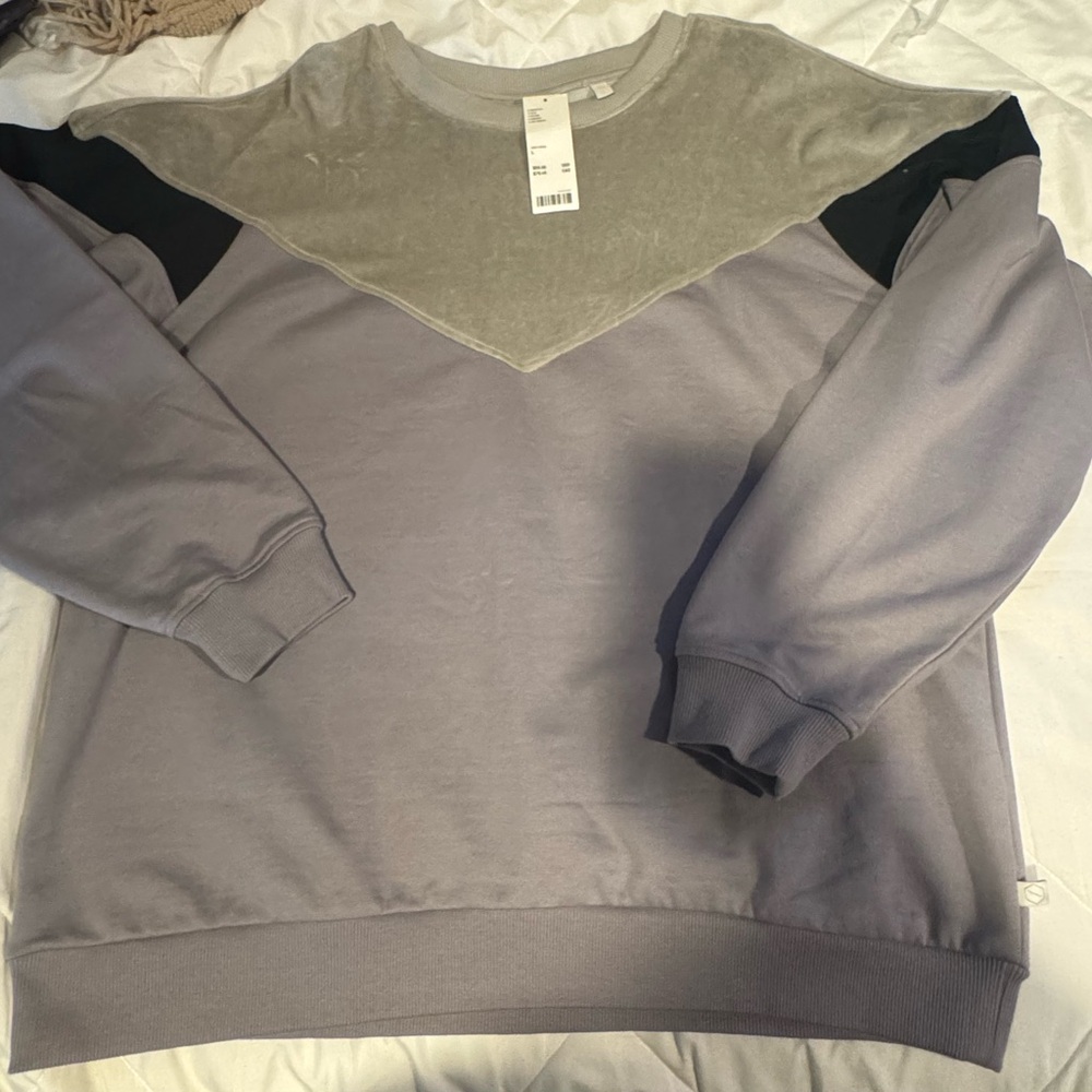 Urban Outfitters Gray and Black Crewneck Sweater